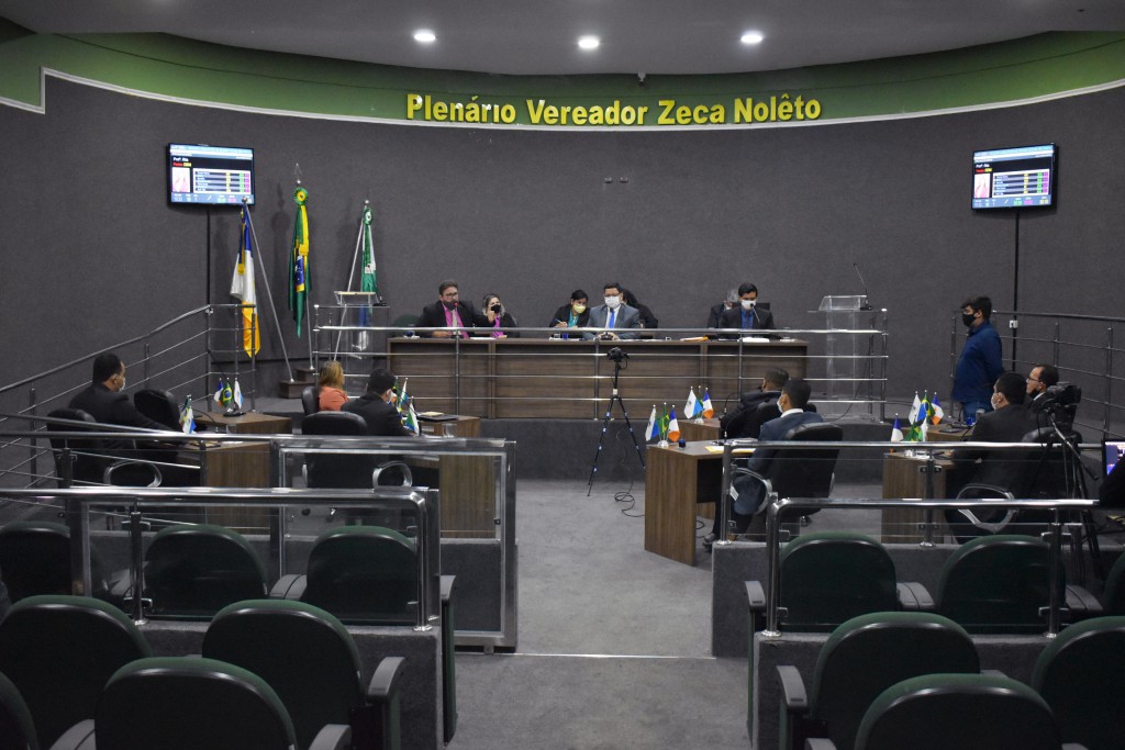 Após projeto de Indicação, vereadores debatem situação do Cemitério Municipal Guaraí