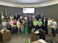 Câmara aprova oito projetos em definitivo e concede título de “Cidadão Guaraiense” para Advogado