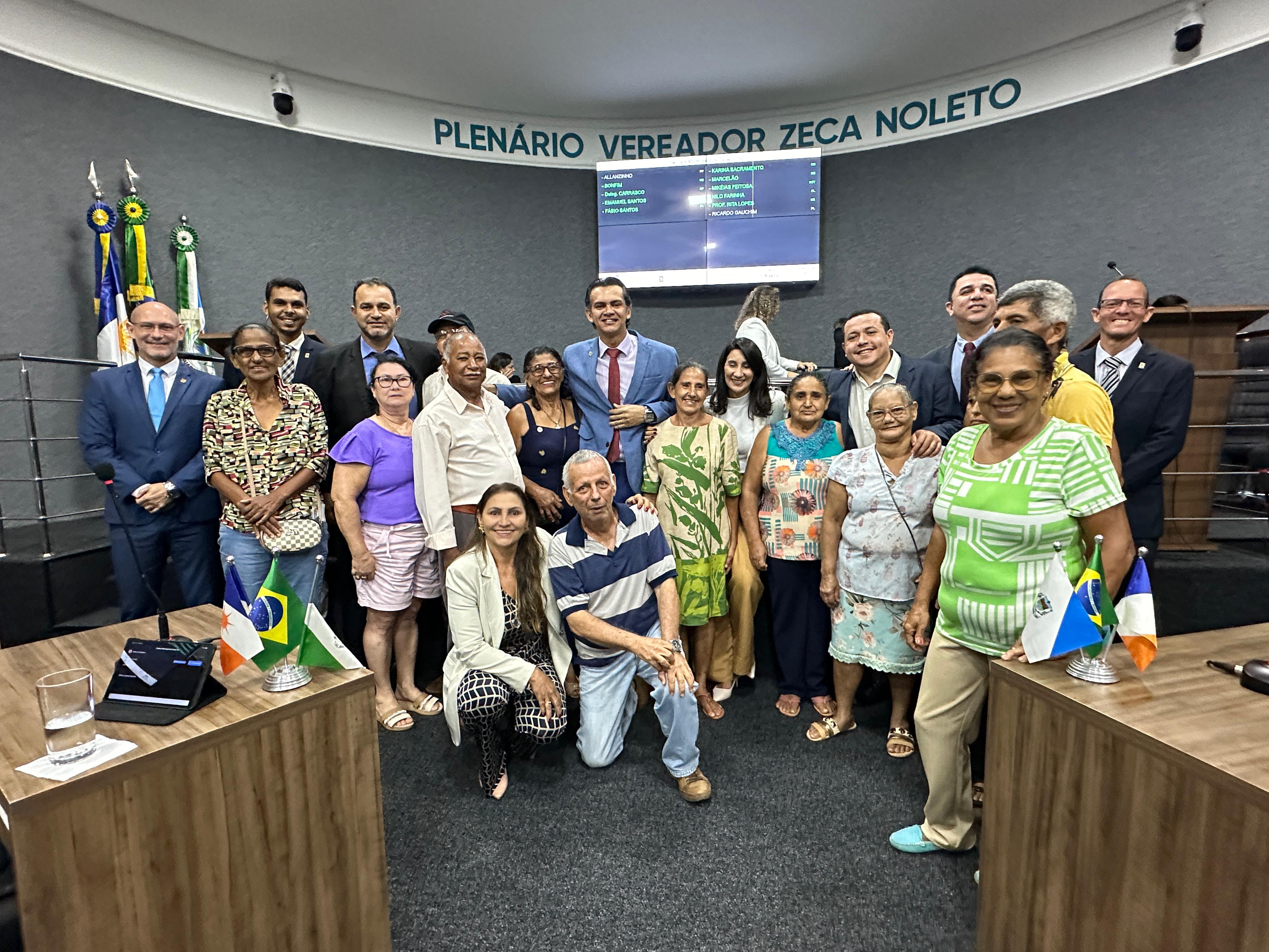 Moradores da Matinha e do Lagedo, sugerem realização de um plebiscito para reverter decisão judicial que alterou limites territorial da área  das Comunidades.