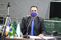 Vereador Walter Medeiros reivindica testagens para COVID- 19 em servidores da Secretaria de Educação