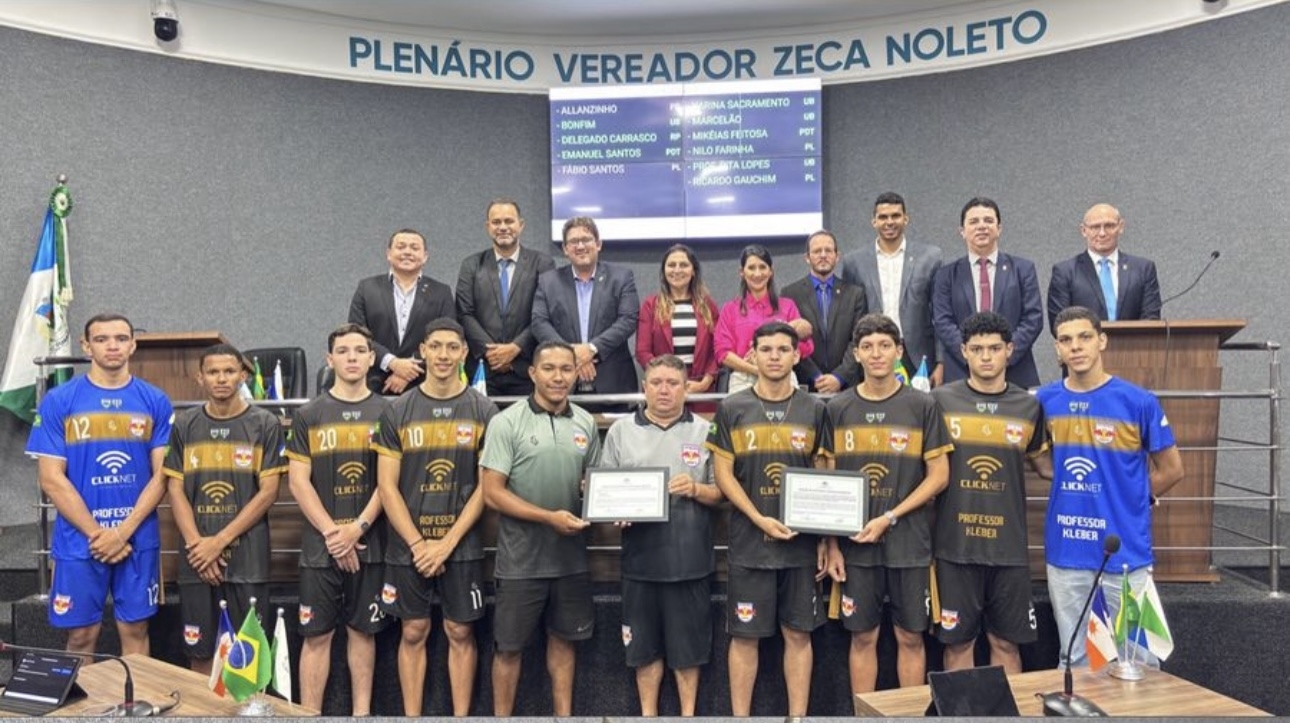 Câmara de Guaraí aprova indicações e homenageia atletas em sessão ordinária